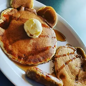 Our local spot is adored by regulars and newcomers alike, Hudy's has earned a reputation for great food and great company. Stop in today for breakfast, lunch, dinner or drinks!