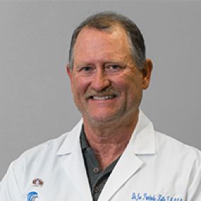 Dr. Jon Kelly is an Orthopedic Surgeon treating patients in the Carlsbad, CA and surrounding areas.