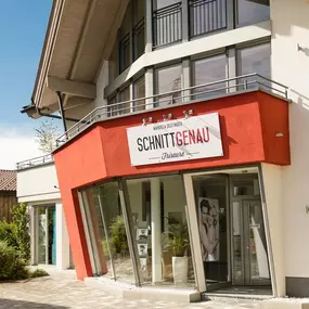 Schnittgenau Friseure - Manuela Deutinger 5761 Maria Alm am Steinernen Meer Außenansicht