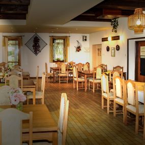 Bild von Hotel*** a lesní restaurant Lipovka