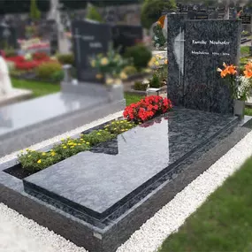 Steinkultur St.Pölten Grabanlage Friedhof St.Veit