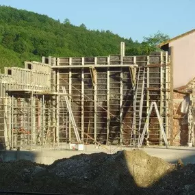 Bernhart Adrian - Schalungs und Betonbau 2803 Schwarzenbach