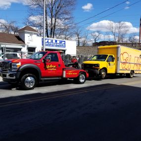 Call now for a towing service you can count on!