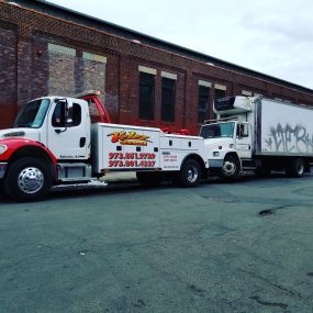 Call now for a towing service you can count on!