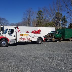 Call now for a towing service you can count on!