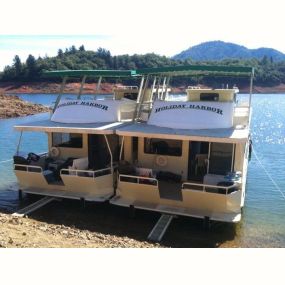 Bild von Holiday Harbor - Shasta Lake House Boat Rentals & Marina