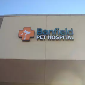 Banfield Pet Hospital® - Maplewood