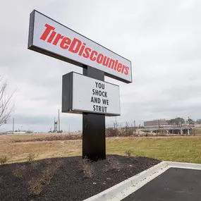 Tire Discounters on 6242 Lee Hwy in Chattanooga