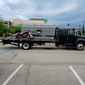 Call now for a towing company you can count on!