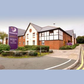 Premier Inn Chester Central (South East) hotel exterior