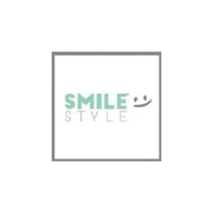 Logotipo de Studio Dentistico Smile Style