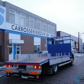 Van Stenis Carrosseriebouw BV