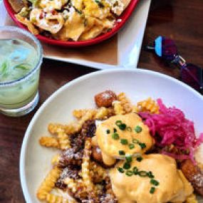 Brunch: Poutine & Nachos