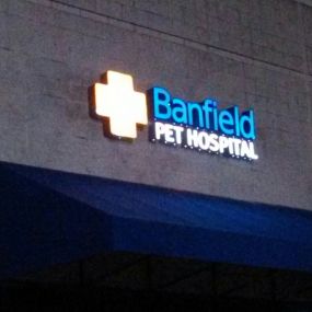 Banfield Pet Hospital - Sunset Hills