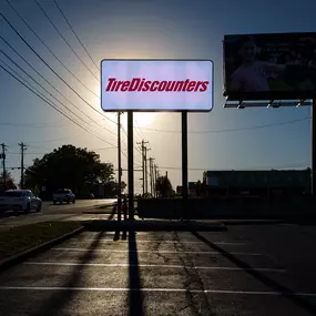 Tire Discounters Kenwood | Tires, Wheels, Services, Fluids, & more