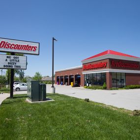 Tire Discounters on 4401 Bardstown Rd in Louisville
