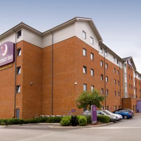 Premier Inn Castleford (Xscape, M62 J32) hotel exterior