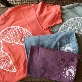 These NEW comfort tees are sooo comfy!! Grab one TODAY at any of our locations! .
.
.
#coyotemoon #comforttees #dresslikeacoyote #coyoteswag #coyotecoffee #coyotecoffeecafe #coyotecoffeeeasley #coyotecoffepowdersville #coyotecoffeepickens #drinklocal #eatlocal #supportlocal