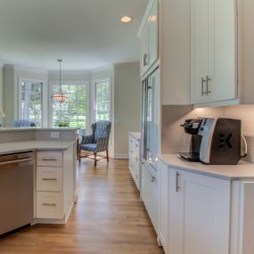 Transitional White Kitchen