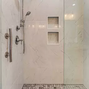 Tile Shower with Niche