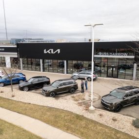 Russ Darrow Kia of Madison is here to help you find the perfect new vehicle to fit your needs and your budget.