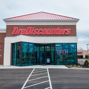 Tire Discounters on 2925 Battlefield Pkwy in Fort Oglethorpe