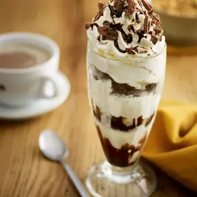 Bild von George & Dragon Table Table - CLOSED