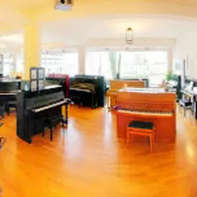 Ausstellung Teilfläche Piano Schmitz Hindenburgstraße 50/52 Essen Teil 2