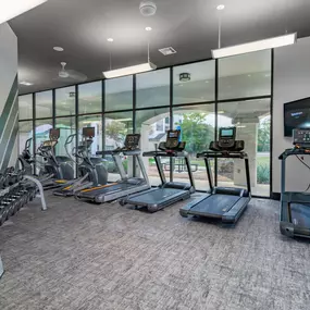 This fitness facility was thoroughly sanitized by Dallas Janitorial Services, featuring disinfected exercise equipment and immaculate flooring. Our gym cleaning services prioritize hygiene in high-touch environments where proper sanitization is essential.
