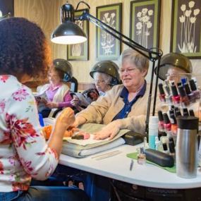 With a large variety of amenities such as our beauty salon, barber shop, guest suite, and more – Eagan Pointe Senior Living offers everyone the very things they need to be successful. For a complete list of our A La Carte services, please visit our website.