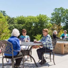 Join a caring and supportive community at Eagan Pointe Senior Living. Nestled in the heart of Eagan, we make your senior years enjoyable and fulfilling.