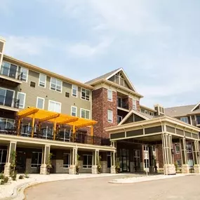 Feel the Eagan Pointe difference, where every senior is treated like family. Located in Eagan, our community is dedicated to your happiness and well-being.