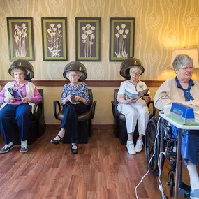 Feel the Eagan Pointe difference, where every senior is treated like family. Located in Eagan, our community is dedicated to your happiness and well-being.