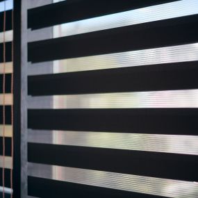 Persianas
Shades
Blinds