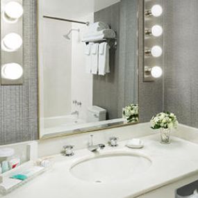 Luxurious Bathrooms | Park Lane Hotel NYC