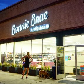 Bonnie Brae Liquor in Denver, Colorado with their new sign.