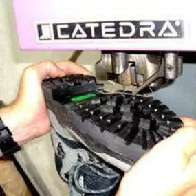 felixygonzalo_reparacion_calzado_talavera.jpg