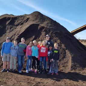 Kids Tour the Blue Ribbon Organics Facility