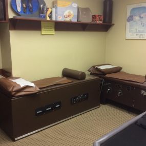 Levinson Chiropractic Traction Table