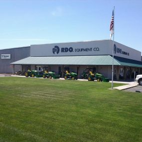Store Entrance at RDO Equipment Co. in Hermiston, OR
