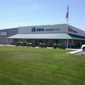 Store Entrance at RDO Equipment Co. in Hermiston, OR