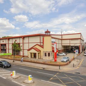 Bild von Shurgard Self Storage Neasden