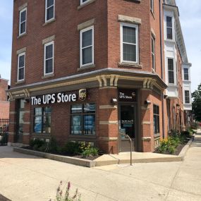 The UPS Store at Yale, located on Dixwell Avenue, adjcent to Payne Whitney Gym and Apple Store, offers Shipping, Packing, Local Pick-up, Mailbox Service, Printing, Shredding, Passport Photos, Freight Shipping