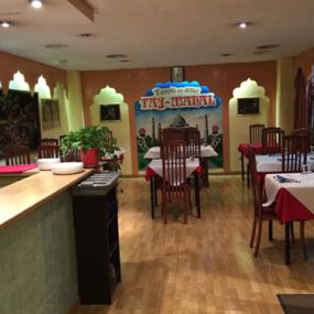 restaurante-indio-taj-mahal-mesas-03.jpg