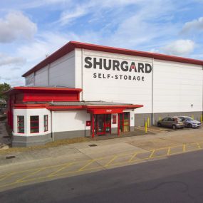 Shurgard Self-Storage Greenford | Entrance