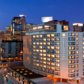 Millennium Hotel Minneapolis - Hotel Facade