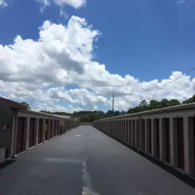 Ample Storage Melbourne FL Clean Units
