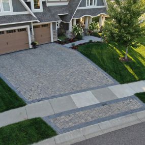 A well-designed patio is the key to a new backyard. Spear’s Landscape has a selection of materials to construct your new patio and ensure it is remarkable and reaches the potential you desire.