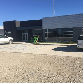 Store Entrance at RDO Equipment Co. in Washburn, ND