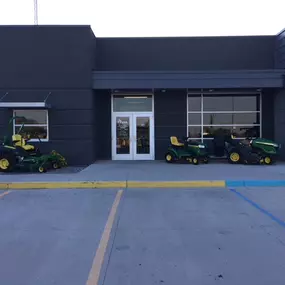 Store Entrance at RDO Equipment Co. in Washburn, ND